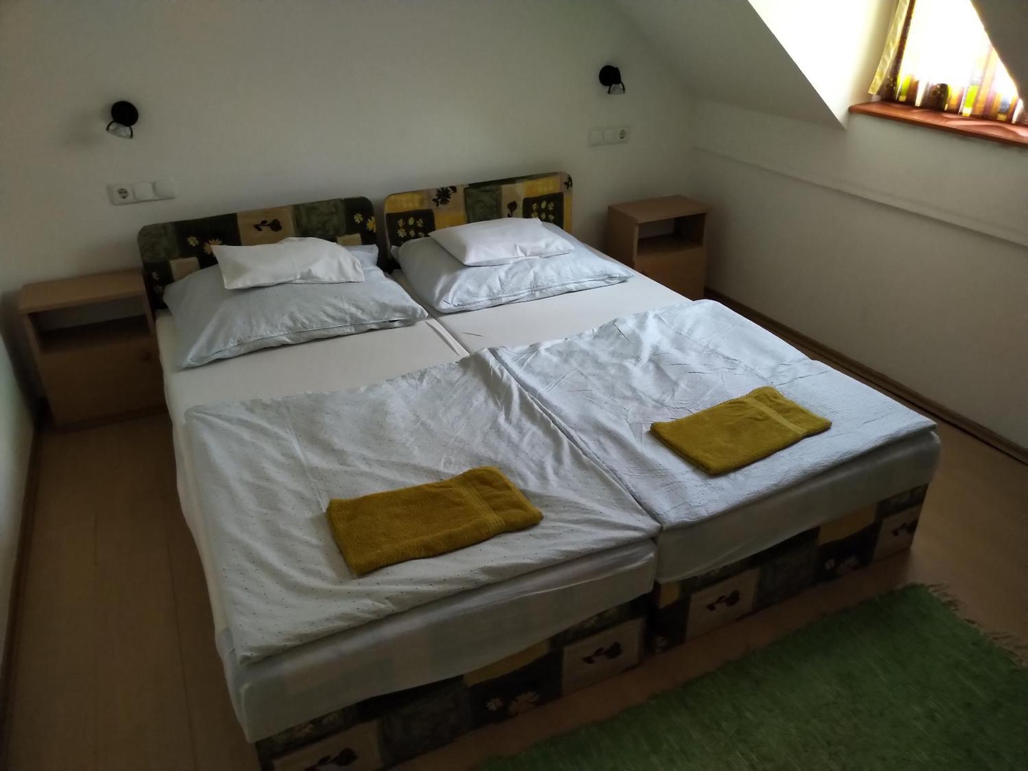 Reteshaz Strudelhaus Apartmanhaz Vonyarcvashegy Exterior foto