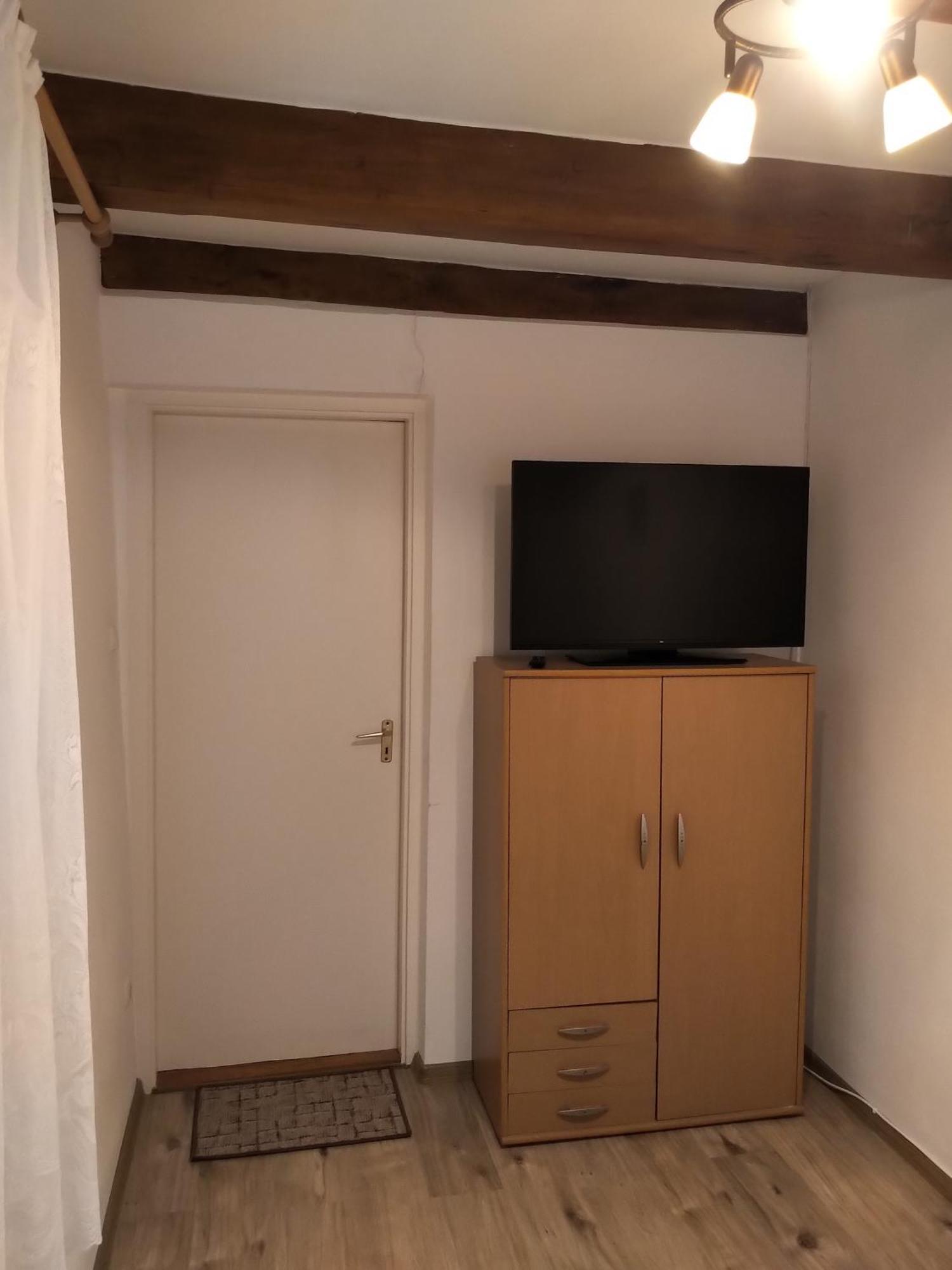 Reteshaz Strudelhaus Apartmanhaz Vonyarcvashegy Exterior foto