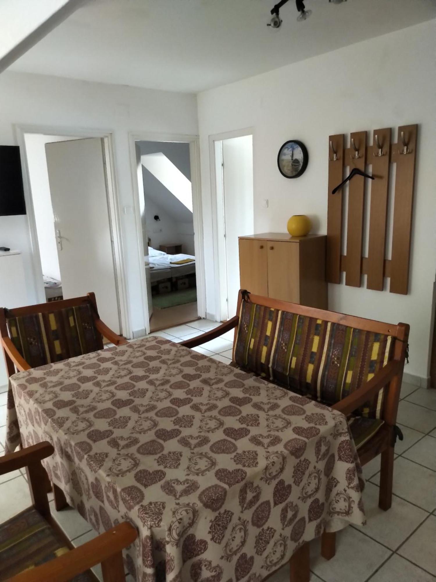 Reteshaz Strudelhaus Apartmanhaz Vonyarcvashegy Exterior foto