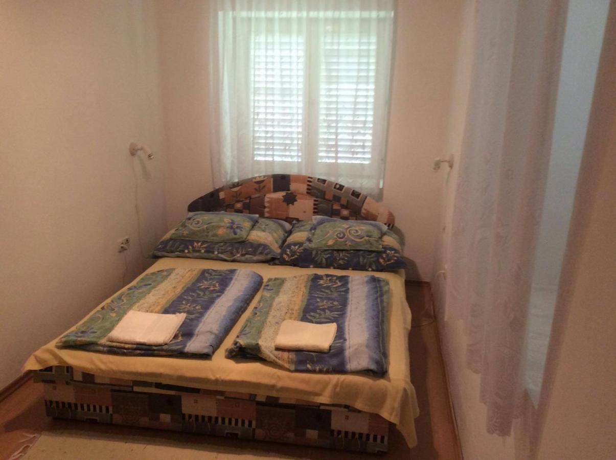 Reteshaz Strudelhaus Apartmanhaz Vonyarcvashegy Exterior foto
