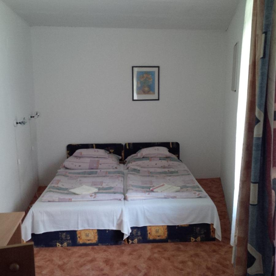 Reteshaz Strudelhaus Apartmanhaz Vonyarcvashegy Exterior foto