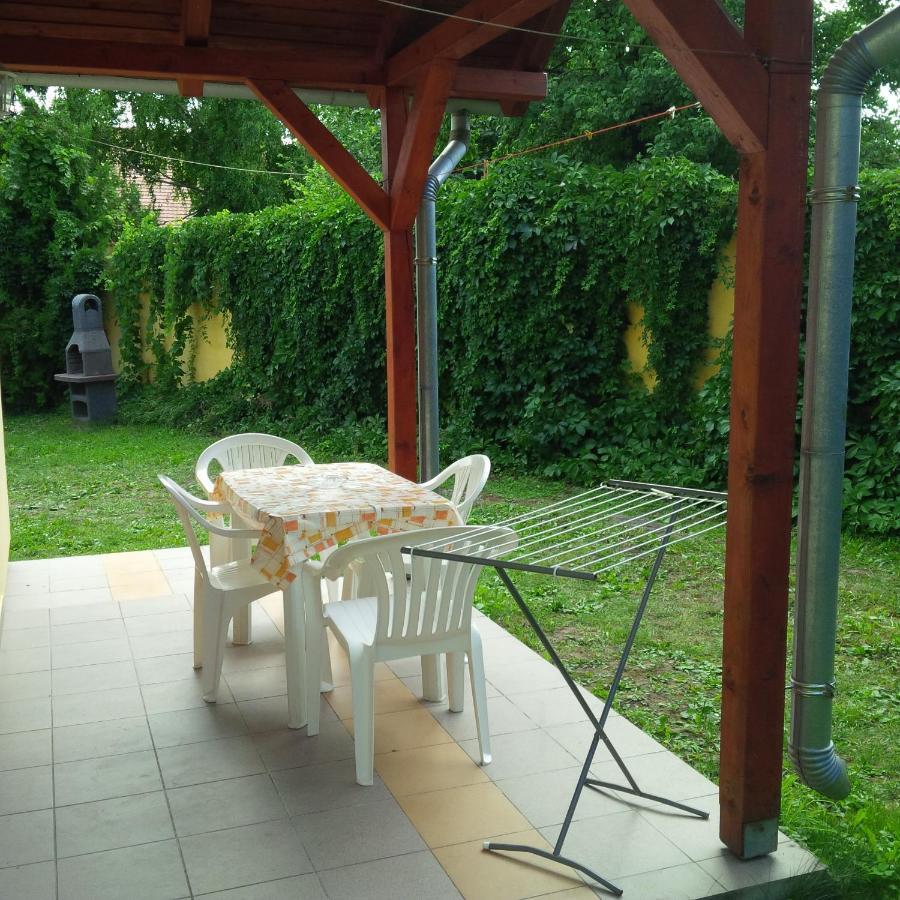 Reteshaz Strudelhaus Apartmanhaz Vonyarcvashegy Exterior foto